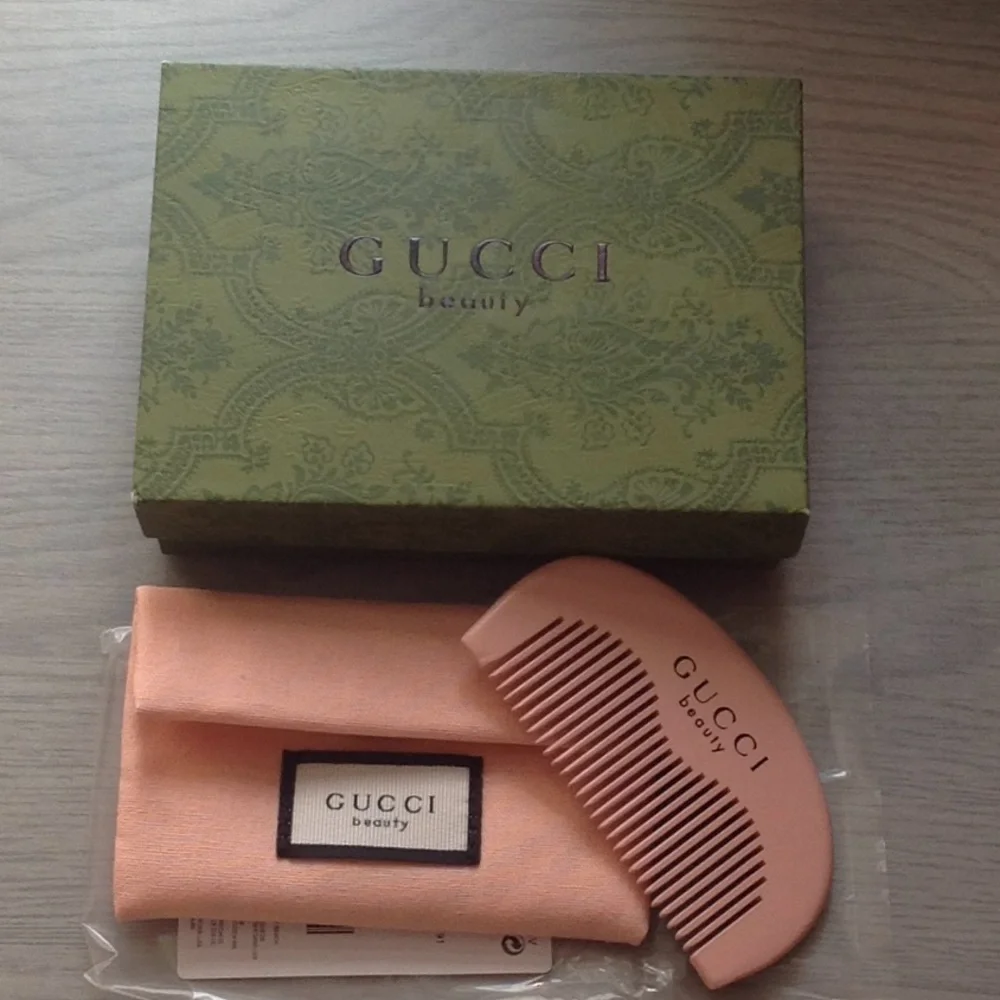 Peach Hair Comb - Gucci